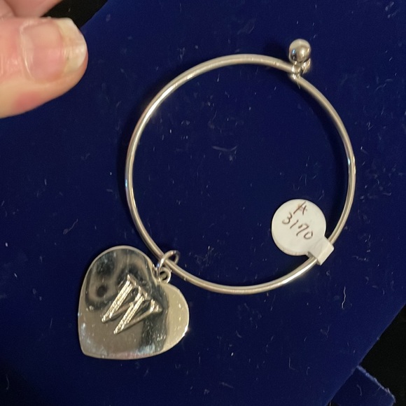 NWT Silver Heart Key Chain Monogram “W” on Silver Heart -great Gift 🎁 - Picture 4 of 8